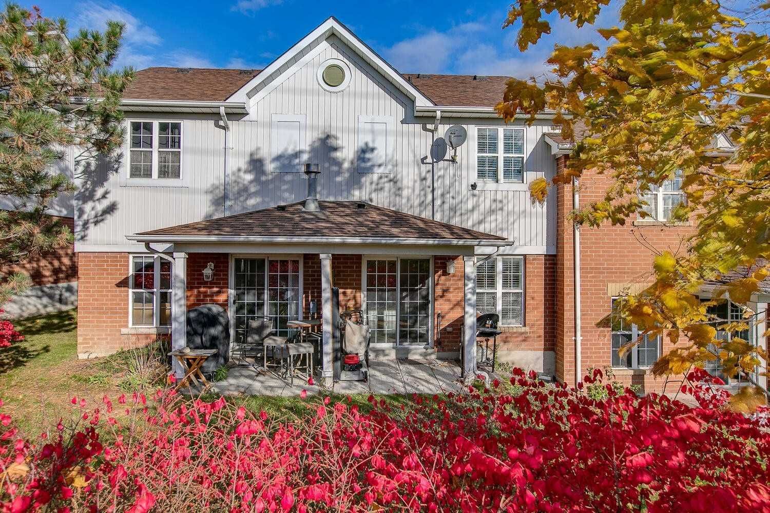 Photo 21: Photos: 688 Limpert Terrace in Newmarket: Gorham-College Manor Condo for sale : MLS®# N5421247