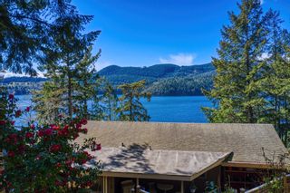 Photo 1: 6085 CORACLE Drive in Sechelt: Sechelt District House for sale in "SANDY HOOK" (Sunshine Coast)  : MLS®# R2682452