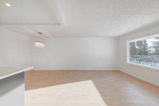 Photo 12: 216 Pinetree Place NE in Calgary: Pineridge Detached for sale : MLS®# A2013958