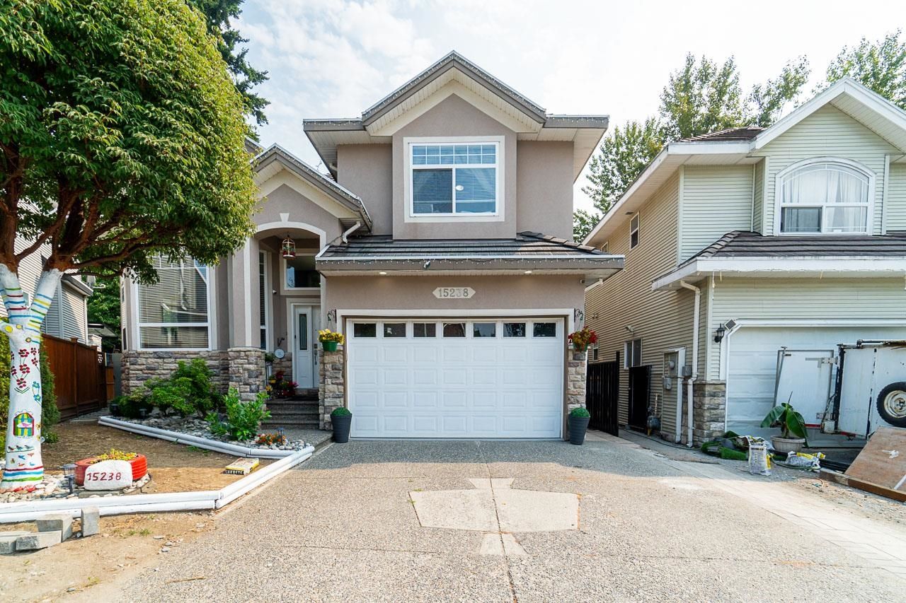 Main Photo: 15238 81A Avenue in Surrey: Fleetwood Tynehead House for sale : MLS®# R2835277