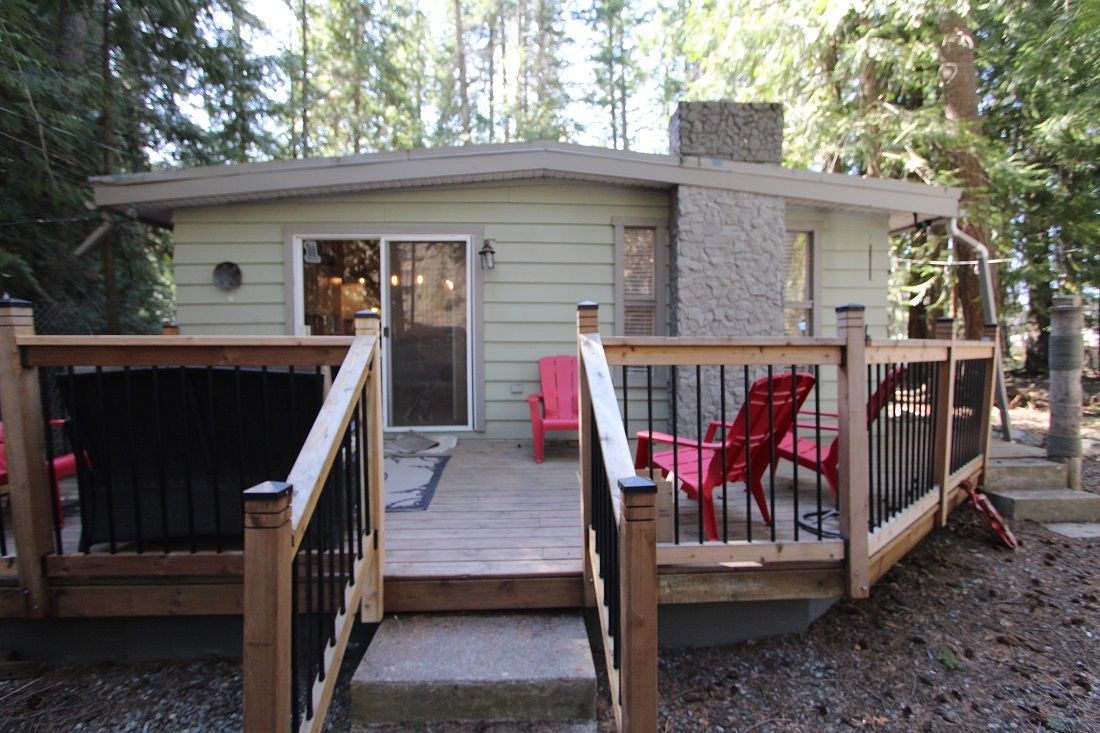 Main Photo: 4180 Squilax Anglemont Road in Scotch Creek: North Shuswap House for sale (Shuswap)  : MLS®# 10229907