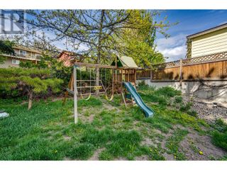Photo 10: 6577 Orchard Hill Road in Vernon: House for sale : MLS®# 10312891