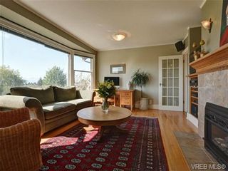 Photo 9: 1525 Despard Ave in VICTORIA: Vi Rockland House for sale (Victoria)  : MLS®# 698509