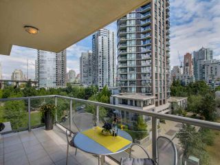 Photo 6: 803 428 BEACH Crescent in Vancouver: Yaletown Condo for sale (Vancouver West)  : MLS®# R2072146
