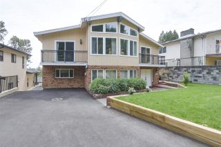 Photo 1: 3748 MARINE Drive in Burnaby: Big Bend House for sale (Burnaby South)  : MLS®# R2393226