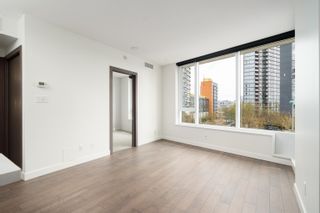 Photo 7: 355 38 SMITHE Street in Vancouver: Downtown VW Condo for sale in "ONE PACIFIC" (Vancouver West)  : MLS®# R2876760