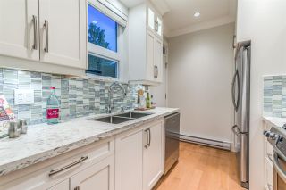 Photo 4: 1820 WOODLAND Drive in Vancouver: Grandview Woodland 1/2 Duplex for sale (Vancouver East)  : MLS®# R2483439