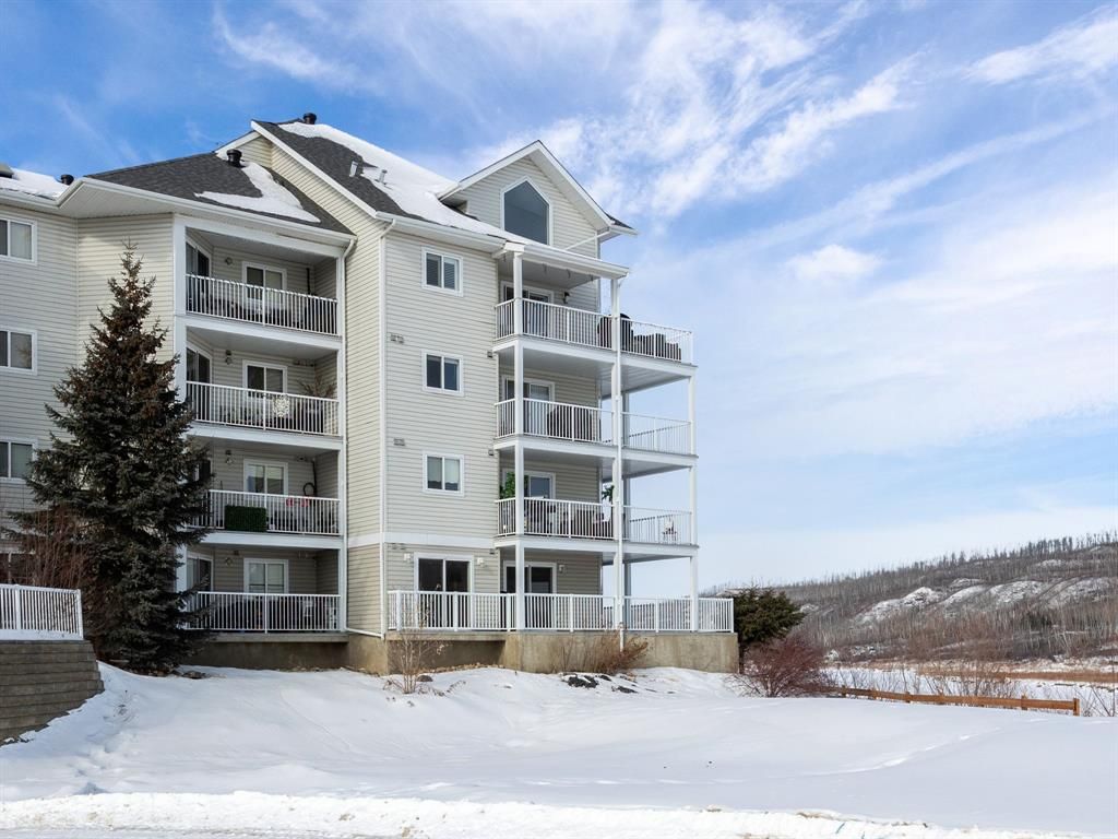 Main Photo: 1404 38 Riedel Street: Fort McMurray Apartment for sale : MLS®# A2042372