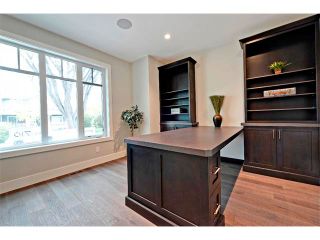 Photo 5: 710 19 Avenue NW in Calgary: Mount Pleasant House for sale : MLS®# C4014701