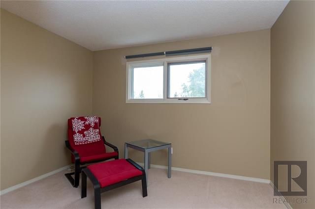 Photo 15: Photos: 47 Upton Place in Winnipeg: River Park South Residential for sale (2F)  : MLS®# 1827021