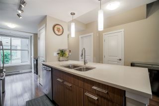 Photo 6: 216 2110 ROWLAND Street in Port Coquitlam: Central Pt Coquitlam Townhouse for sale in "Aviva On The Park" : MLS®# R2466337