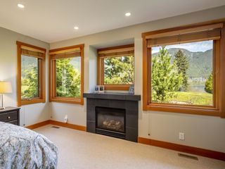 Photo 14: 8061 NICKLAUS NORTH Boulevard in Whistler: Green Lake Estates House for sale in "Green Lake Estates" : MLS®# R2879078