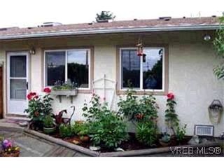 Photo 1: 3 974 Dunford Ave in VICTORIA: La Langford Proper Row/Townhouse for sale (Langford)  : MLS®# 314180