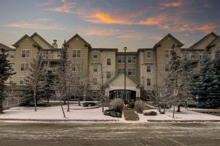 Photo 3: 302 2000 Applevillage Court in Calgary: Applewood Park Apartment for sale : MLS®# A1228911