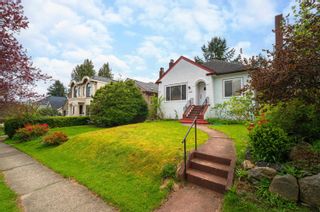 Photo 1: 4434 W 14 Avenue in Vancouver: Point Grey House for sale (Vancouver West)  : MLS®# R2776002