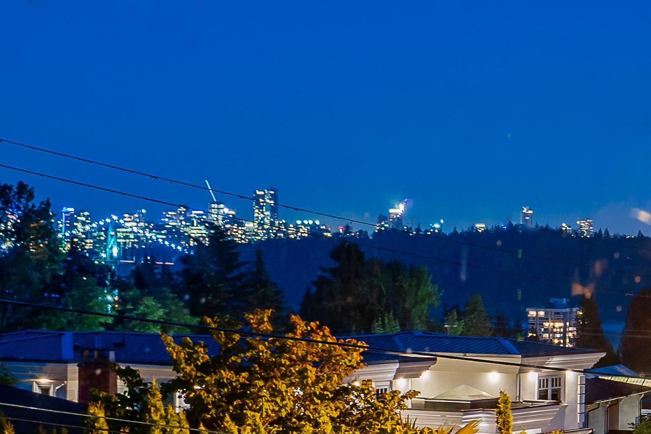Main Photo: 1770 OTTAWA Place in West Vancouver: Ambleside House for sale : MLS®# R2705513