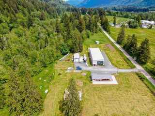 Photo 12: 785 IVERSON Road in Chilliwack: Columbia Valley Agri-Business for sale (Cultus Lake & Area)  : MLS®# C8049152