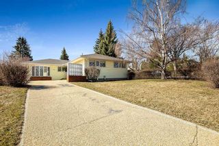 Photo 1: 4115 Grosvenor Place SW in Calgary: Glendale Detached for sale : MLS®# A2124063