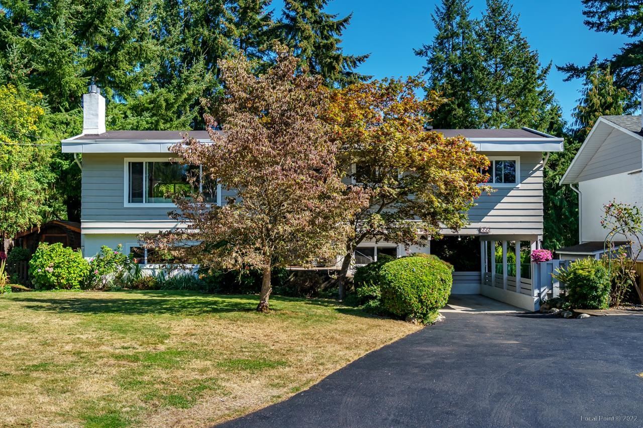Main Photo: 555 ASCOT Street in Coquitlam: Central Coquitlam House for sale in "CENTRAL COQUITLAM" : MLS®# R2725158