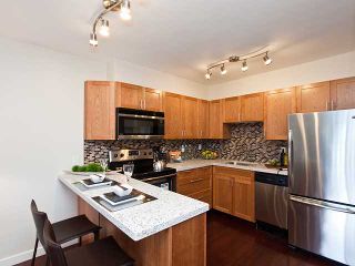 Photo 3: 324 711 E 6TH Avenue in Vancouver: Mount Pleasant VE Condo for sale in "Picasso" (Vancouver East)  : MLS®# V899204