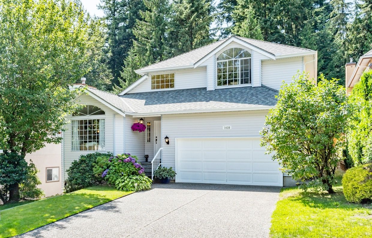Main Photo: 1428 PURCELL Drive in Coquitlam: Westwood Plateau House for sale in "WESTWOOD PLATEAU" : MLS®# R2393111