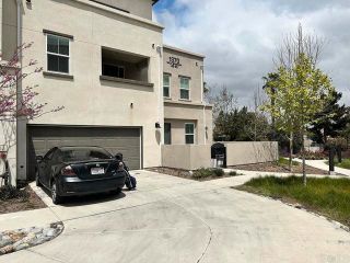 Main Photo: Townhouse for sale : 4 bedrooms : 1370 Calle Sandcliff #59 in San Diego