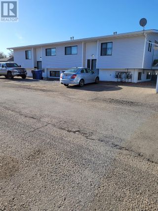 Photo 5: 2206, 15 Ave in Medicine Hat: Multi-family for sale : MLS®# A2044976