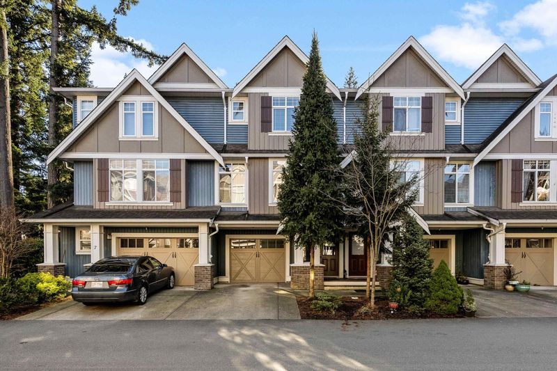 FEATURED LISTING: 8 - 5837 SAPPERS Way Chilliwack