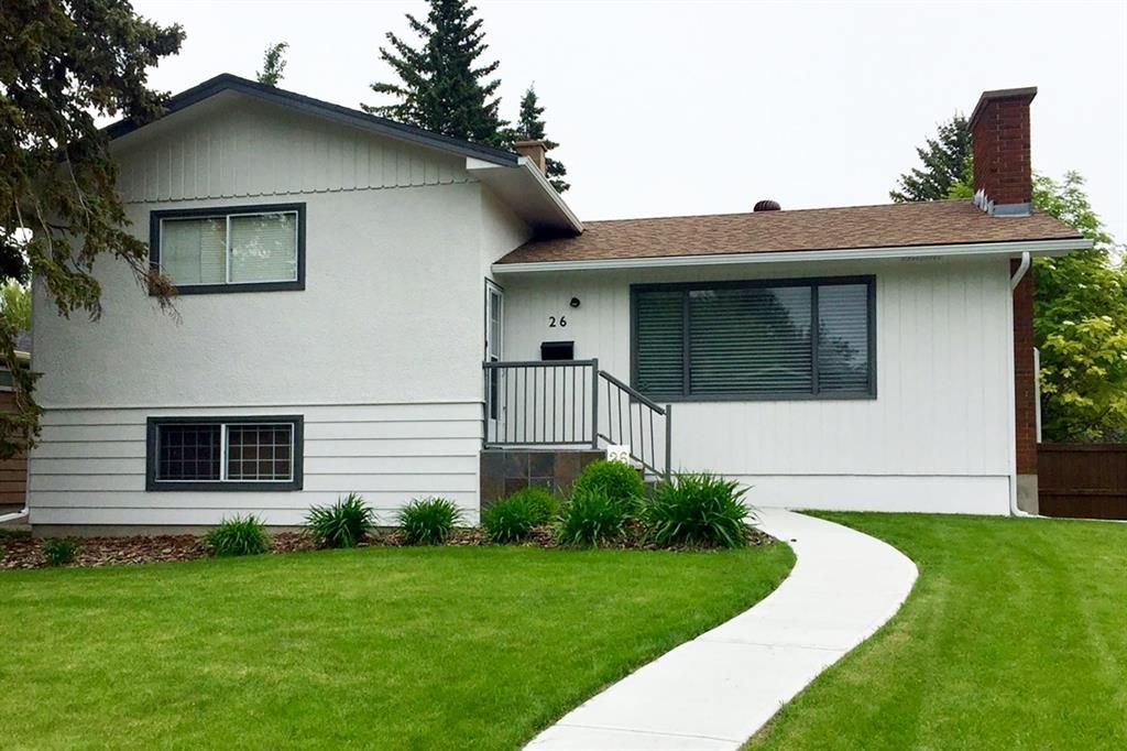 Main Photo: 26 Holden Road SW in Calgary: Haysboro Detached for sale : MLS®# A1083343