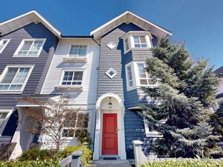 Photo 1: 4 8438 207A Street in Langley: Willoughby Heights Townhouse for sale in "YORK BY MOSAIC" : MLS®# R2868611