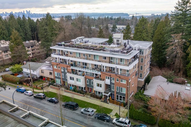 FEATURED LISTING: 4 - 2137 CHESTERFIELD Avenue North Vancouver