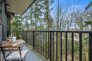 Photo 2: 303 19830 56 Avenue in Langley: Langley City Condo for sale : MLS®# R2881367