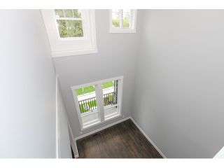 Photo 2: 5988 131ST Street in Surrey: Panorama Ridge House for sale : MLS®# F1433933