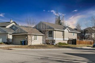 Photo 15: 4 Valley Crest Gardens NW in Calgary: Valley Ridge Detached for sale : MLS®# A2092100