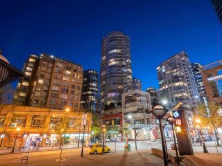 Photo 1: 1603 833 HOMER Street in Vancouver: Downtown VW Condo for sale in "Atelier" (Vancouver West)  : MLS®# R2780194