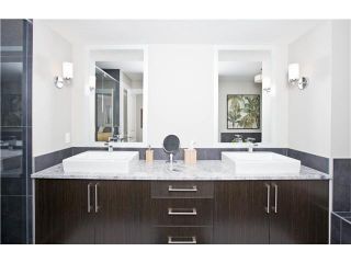Photo 9: 810 7 Avenue NE in CALGARY: Renfrew_Regal Terrace Residential Detached Single Family for sale (Calgary)  : MLS®# C3604291