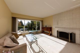 Photo 2: 675 DUCHESS Avenue in West Vancouver: Park Royal House for sale : MLS®# R2733923