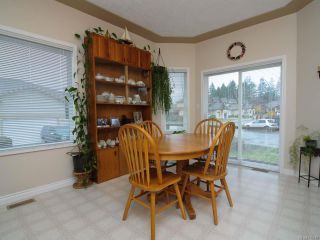Photo 7: 201 2727 1st St in COURTENAY: CV Courtenay City Row/Townhouse for sale (Comox Valley)  : MLS®# 716740
