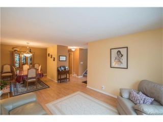 Photo 2: 147 Alburg Drive in Winnipeg: River Park South Residential for sale (2F)  : MLS®# 1703172