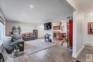 Photo 2: 11455 48 Avenue in Edmonton: Zone 15 House for sale : MLS®# E4273912