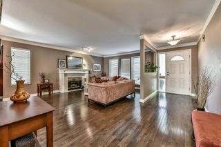 Photo 2: 10240 156A Street in Surrey: Guildford House for sale in "Somerset" (North Surrey)  : MLS®# R2100068
