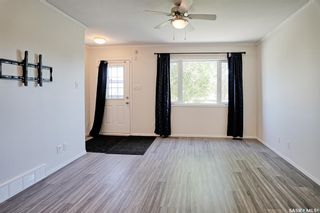 Photo 3: 403 110 Shillington Crescent in Saskatoon: Blairmore Residential for sale : MLS®# SK914227