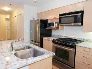 Photo 5: 206 680 W 7TH Avenue in Vancouver: Fairview VW Condo for sale in "LIBERTE" (Vancouver West)  : MLS®# V862666