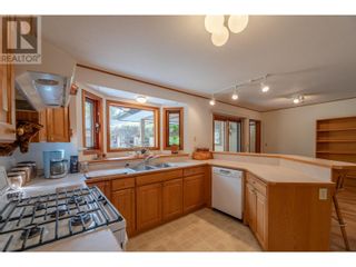 Photo 15: 8015 VICTORIA Road in Summerland: House for sale : MLS®# 10308038
