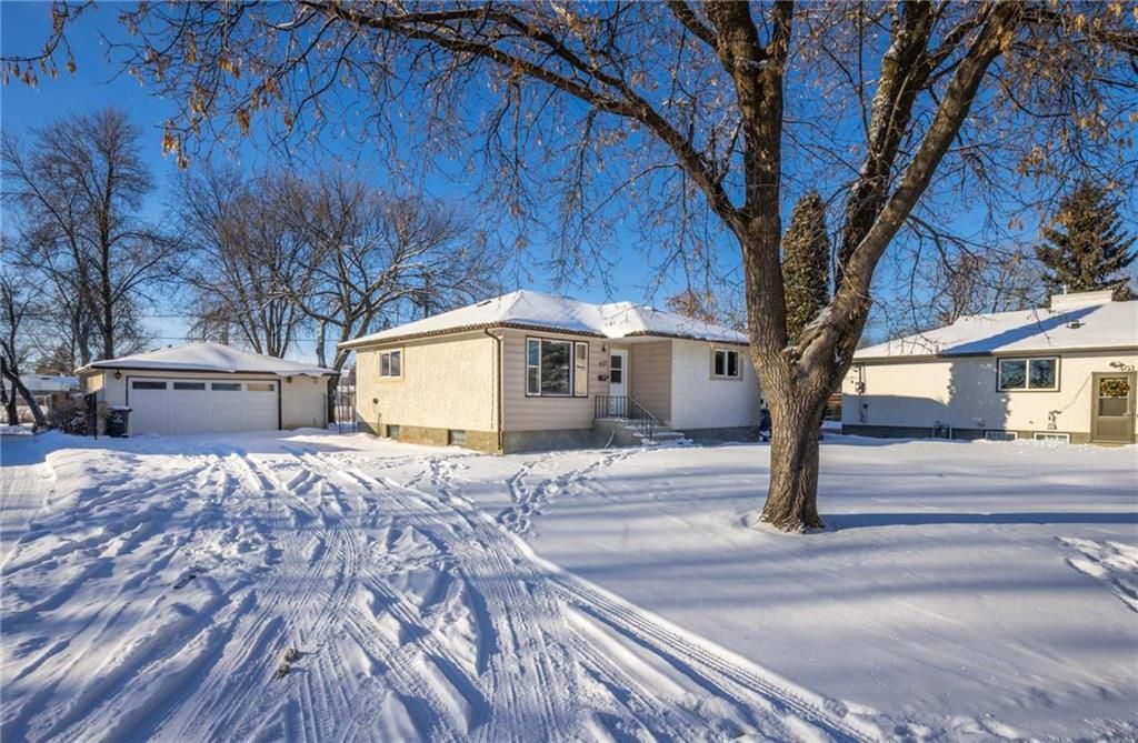 Main Photo: 407 Hudson Street in Winnipeg: West Fort Garry Residential for sale (1Jw)  : MLS®# 202228176