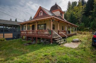 Photo 1: 1643 VICTORIA AVENUE in Rossland: House for sale : MLS®# 2473445