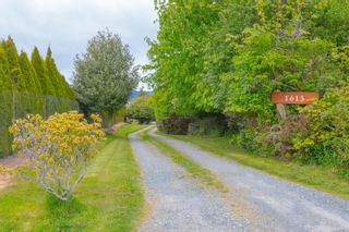 Photo 4: 1613 Dufour Rd in Sooke: Sk Whiffin Spit House for sale : MLS®# 875581