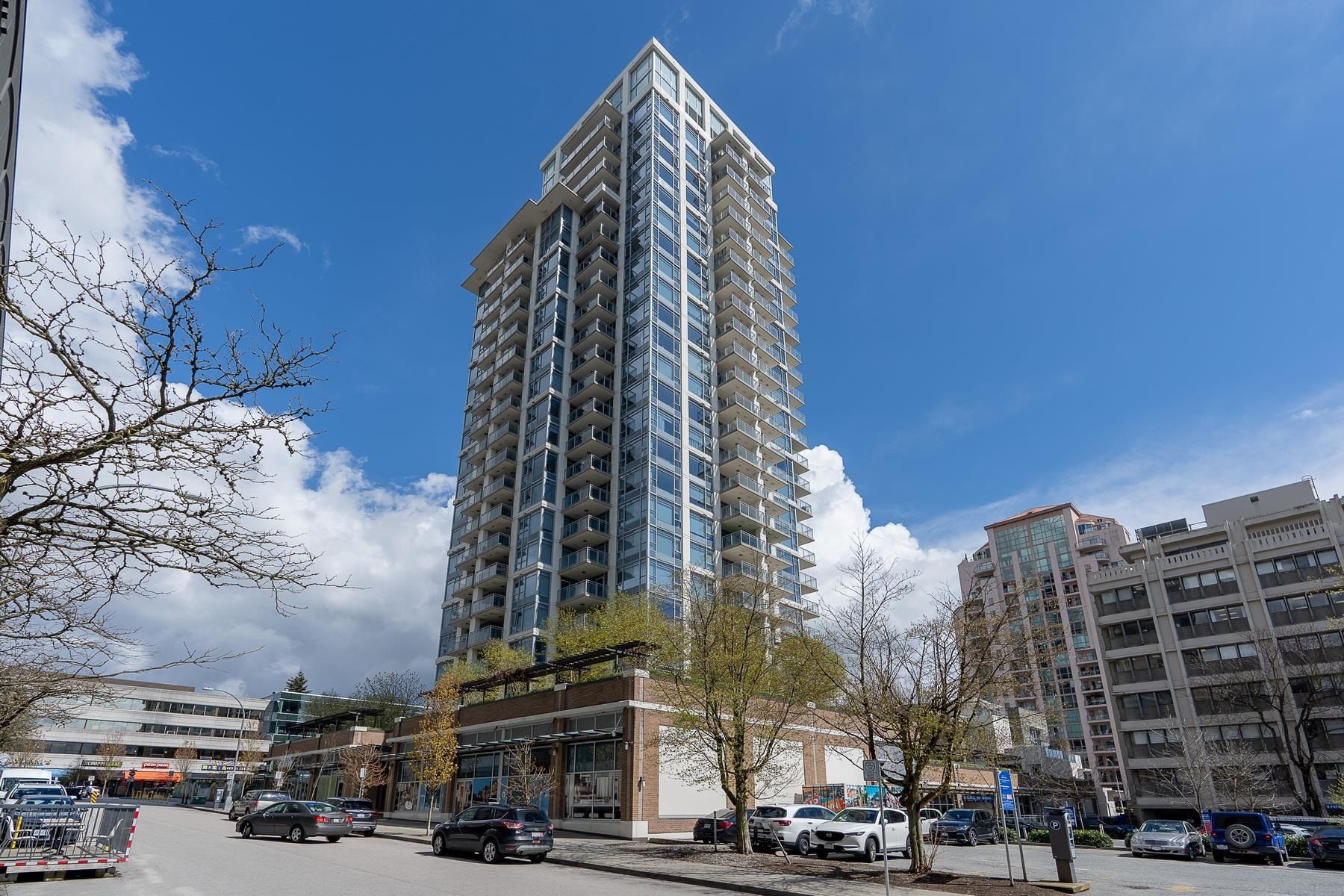 Main Photo: 807 608 BELMONT Street in New Westminster: Uptown NW Condo for sale : MLS®# R2689849