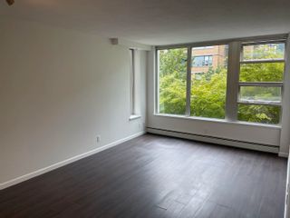 Photo 5: 303 1228 MARINASIDE Crescent in Vancouver: Yaletown Condo for sale in "CRESTMARK II" (Vancouver West)  : MLS®# R2785720