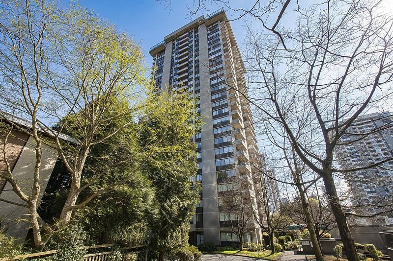 FEATURED LISTING: 203 - 3970 CARRIGAN Court Burnaby